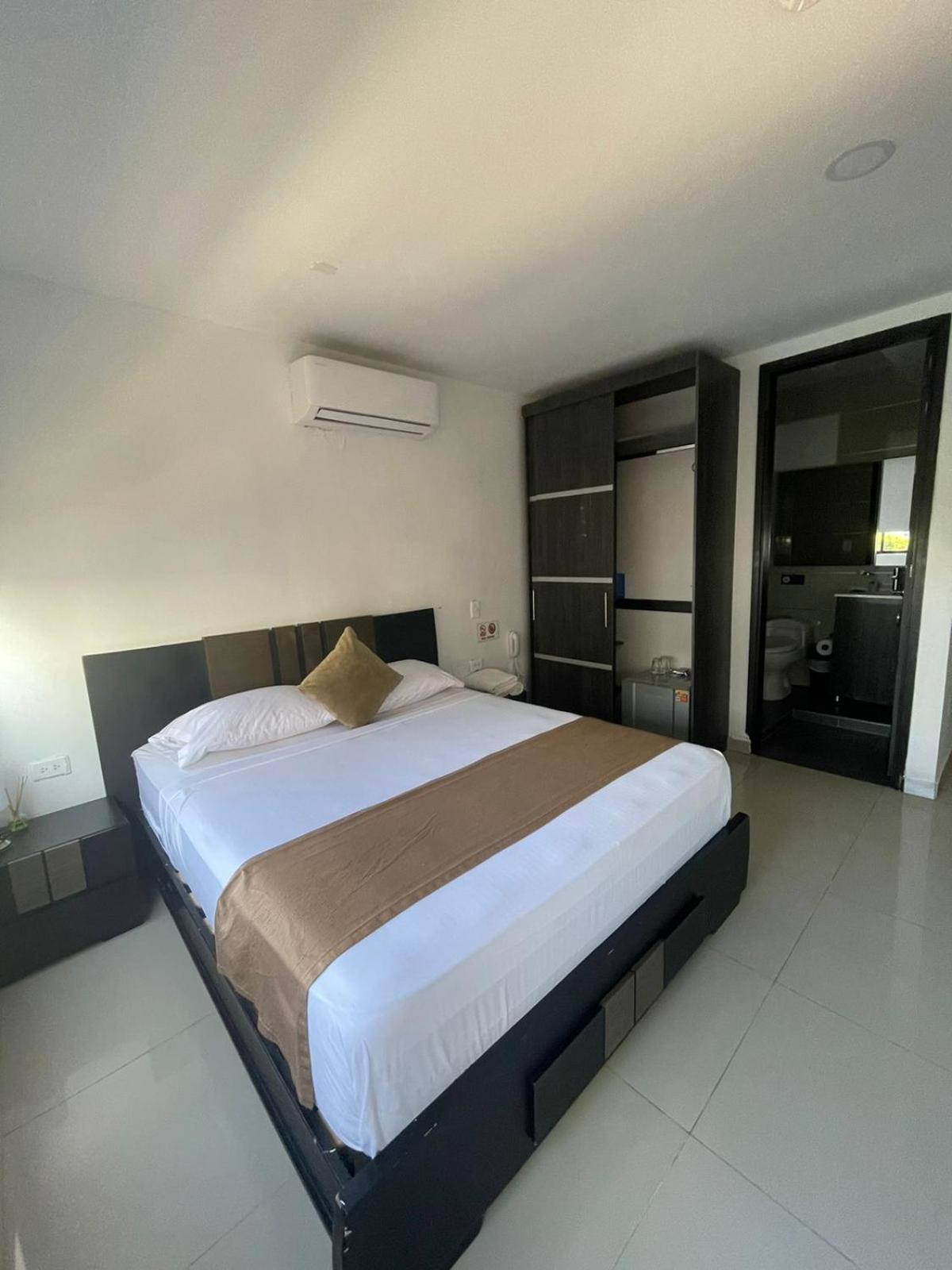 Hotel Hernandez Ctg Cartagena Exterior foto